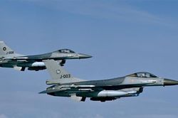 Hà Lan 'bơm' cho Ukraine thêm 6 tiêm kích F-16