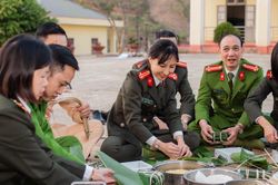 Công an quận Tây Hồ mang Xuân đến miền biên cương
