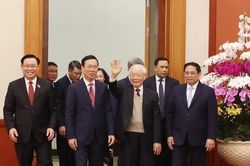 Tổng Bí thư Nguyễn Phú Trọng chúc Tết lãnh đạo, nguyên lãnh đạo Đảng, Nhà nước
