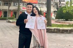 Quang Hải khoe kết hôn với Chu Thanh Huyền