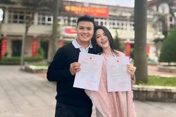 Quang Hải và Chu Thanh Huyền đăng ký kết hôn, 'ghi bàn' cực đẹp trước thềm Tết Giáp Thìn