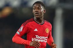 Mainoo sắp được Man Utd tăng lương gấp đôi
