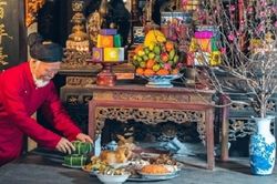 Văn khấn mùng 1 Tết Nguyên đán Giáp Thìn 2024 theo phong tục cổ truyền Việt Nam