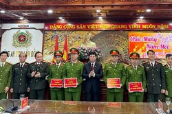 Bộ Công an khen thưởng nhiều đơn vị đã phá nhanh vụ án cướp ngân hàng tại Lâm Đồng