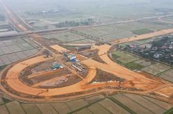 Toàn cảnh tuyến cao tốc Bắc – Nam qua Hà Tĩnh nhìn từ trên cao