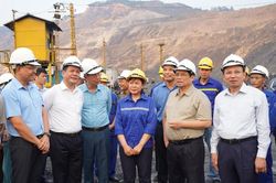 Nắm bắt và xử lý kịp thời những vấn đề phát sinh từ thực tiễn trong lĩnh vực Công và Thương