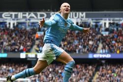 Haaland lập cú đúp, Man City thắng nhọc sau 'hiệu ứng' De Bruyne