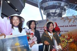 'Xông đất' Đà Nẵng ngày đầu năm Giáp Thìn