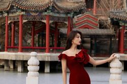 Bí quyết giữ eo 'bình hoa' của Lưu Đào