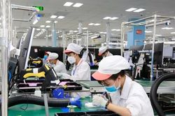 Lợi thế của Việt Nam trong ngành bán dẫn tỷ USD