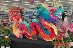 Tượng Rồng đầy màu sắc ở San Francisco