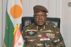 Niger, Burkina Faso và Mali cân nhắc từ bỏ đồng tiền chung franc CFA