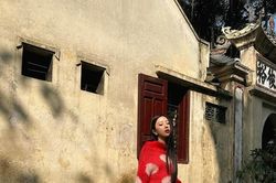 Ngoài áo dài, sao Việt mặc gì đón tết?