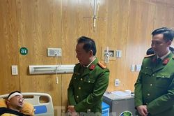 Nam thanh niên lái xe 'thông chốt', tông trọng thương một CSGT