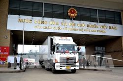 Xuất nhập khẩu hàng hóa qua Lào Cai trong kỳ nghỉ Tết tăng 3,5 lần