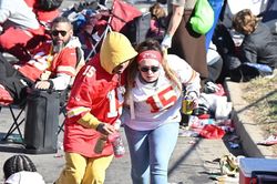 Xả súng trong lễ ăn mừng chức vô địch Super Bowl khiến 22 người thương vong