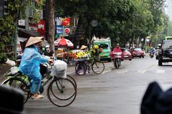 Thời tiết ngày 15/2: Bắc Bộ mưa nhỏ rải rác