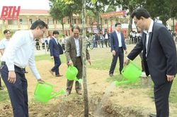 Quảng Xương phát động tết trồng cây xuân Giáp Thìn 2024