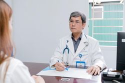 Bác sĩ khuyến cáo các biện pháp thanh lọc cơ thể sau Tết