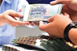 Lãi suất huy động liên tục giảm, gửi tiết kiệm có kỳ hạn ở đâu lợi nhất?