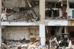 Hezbollah trút tên lửa vào Israel