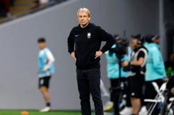 Liên đoàn bóng đá Hàn Quốc chính thức sa thải HLV Jurgen Klinsmann