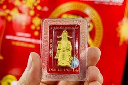 Vì sao nhiều người vẫn mua vàng ngày Vía Thần Tài 'bất chấp' giá cao?