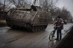 Nhà Trắng: Thành phố Avdiivka sắp thất thủ, Ukraine cần thêm đạn dược