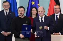Ukraine và Pháp ký thỏa thuận đảm bảo an ninh
