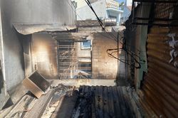 Hiện trường vụ cháy nhà ở TP.HCM khiến 4 người cùng gia đình tử vong