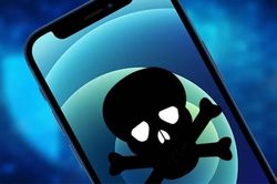 Phát hiện mã độc trộm tiền trên iPhone người dùng Việt