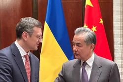 Ngoại trưởng Ukraine và Trung Quốc gặp nhau bàn về xung đột Nga - Ukraine