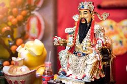 Văn khấn vía Thần Tài ngày mùng 10 tháng Giêng năm Giáp Thìn