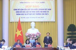 Công bố lệnh của Chủ tịch nước về Luật Đất đai