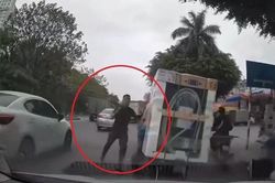 Công an làm việc với tài xế ô tô 'tung cước' vào nhân viên giao hàng