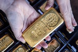 Thế giới tiêu thụ gần 5 nghìn tấn vàng trong năm 2023
