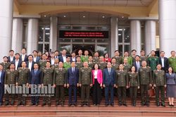 Đồng chí Bộ trưởng Bộ Công an làm việc với Ban Thường vụ Tỉnh ủy