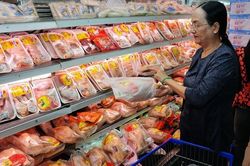 Sản phẩm chăn nuôi Việt làm gì để giành lại 'sân nhà' và gia tăng xuất khẩu?