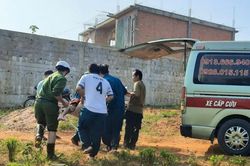 Phát hiện người đàn ông còn sống dưới suối sau 5 ngày mất tích