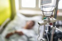 Sau điều trị ung thư người bệnh cần chú ý những gì?