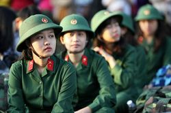 Nữ giới tham gia nghĩa vụ quân sự được hưởng quyền lợi gì?