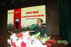 Thượng tướng Phùng Sĩ Tấn chủ trì Lễ khai mạc tập huấn công tác quân sự năm 2024