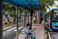Xe buýt đón trả khách không đúng trạm có bị phạt?