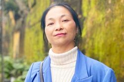 Nhà văn Nguyễn Thị Anh Đào với 'Mùa hoa phố Hội'