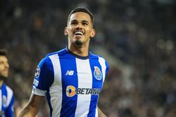 Porto vs Arsenal (3h00, 22/2): Thách thức Pháo thủ