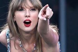 Đến lượt Hong Kong, Trung Quốc phát cuồng vì Taylor Swift