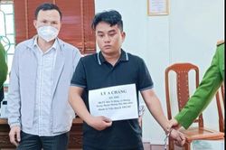 Vận chuyển thuê 8 bánh heroin lấy 50 triệu đồng