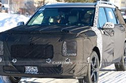 Hyundai Palisade 2026 lần đầu lộ ảnh nội thất