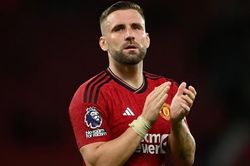 Luke Shaw gặp vấn đề giữa lúc MU đang tranh vé dự C1, Ten Hag đối mặt bài toán khó