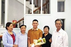 DIỄN ĐÀN LỜI HỨA VỚI HẬU PHƯƠNG: Cán bộ đoàn khu dân cư tình nguyện nhập ngũ
